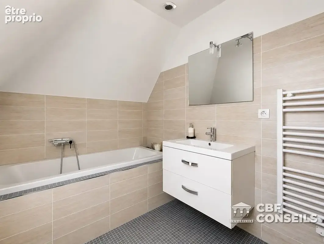 Maison 154 m² à Saignes  - photo 7