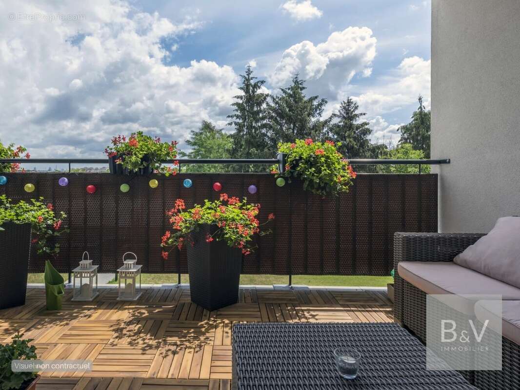 Appartement à VALBONNE