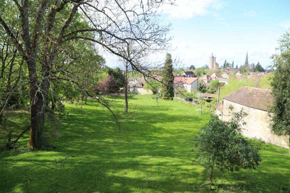 Appartement à AUTUN