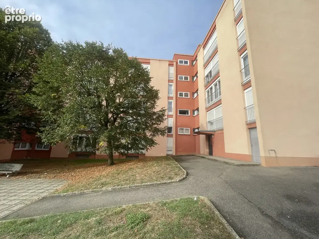 Saint max appartement 2 chambres - photo 11