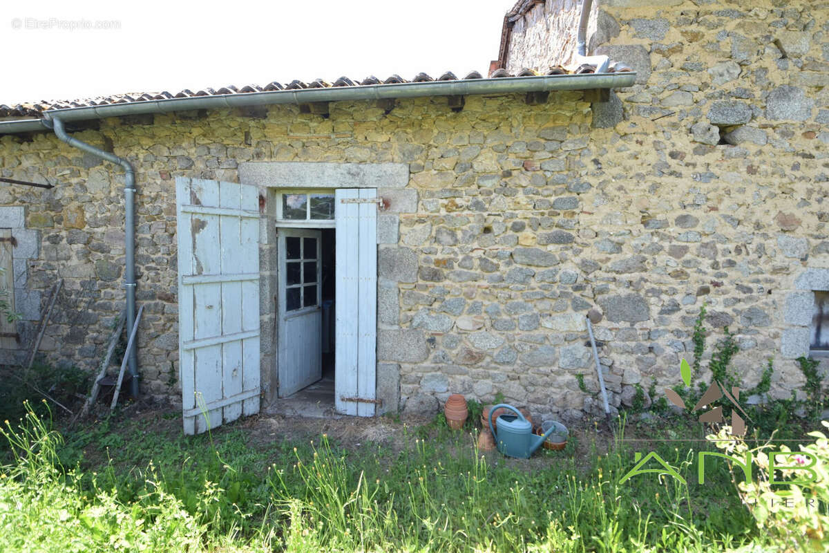 Maison 49 m² à Etouars  - photo 5