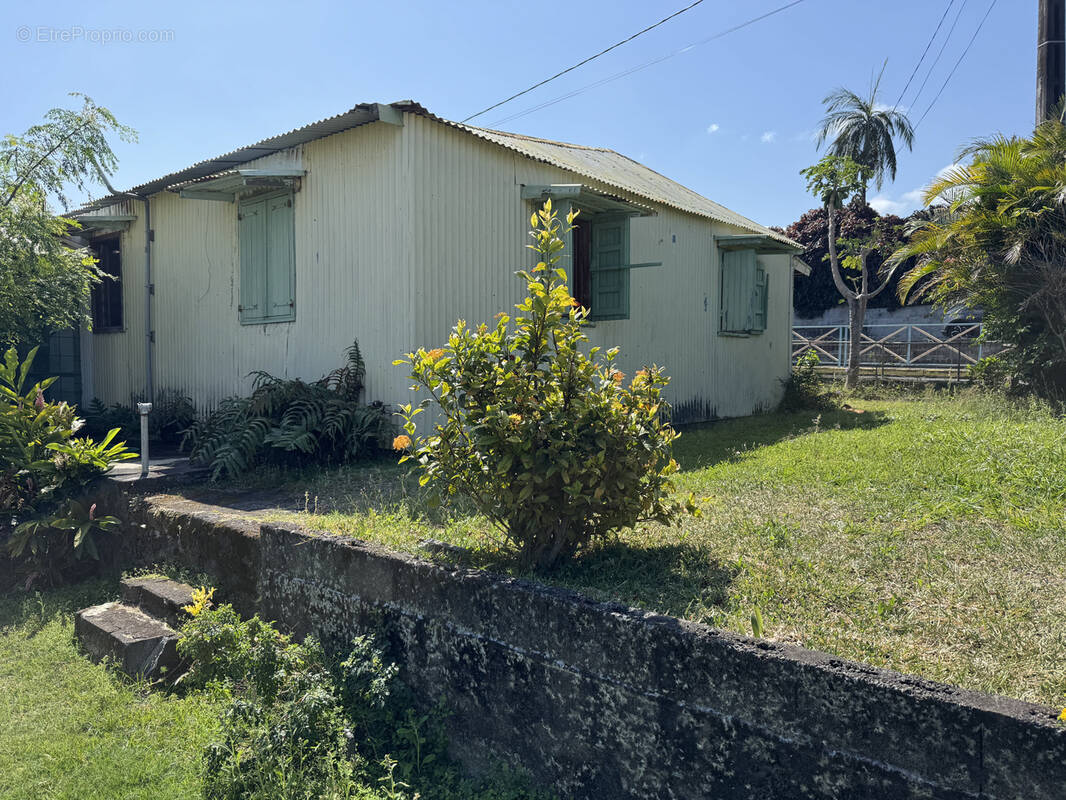 Maison à SAINT-JOSEPH
