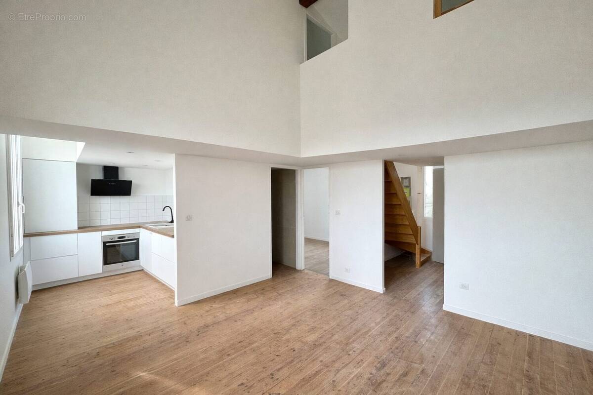 Appartement à BORDEAUX