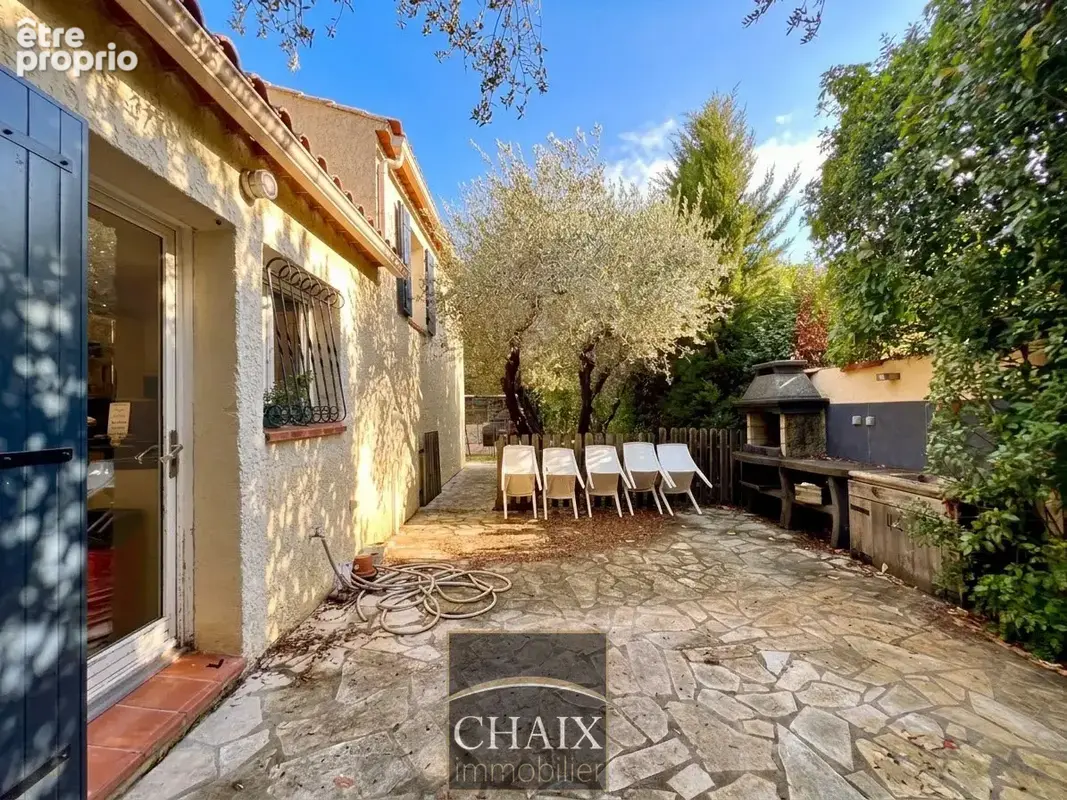13400 AUBAGNE - Villa familiale type 6 de 111m2 avec piscine jardin - photo 18