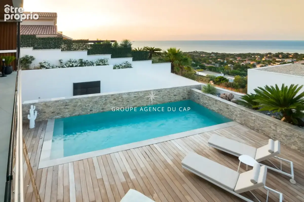 Villa contemporaine 8 pieces  vue mer panoramique avec double garage et piscine - photo 17