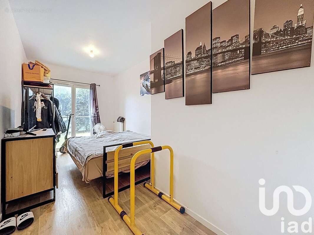 Photo 5 - Appartement à LIEUSAINT