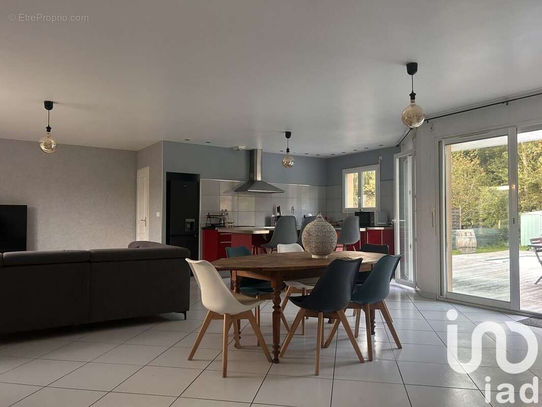 Photo 5 - Maison à SAINT-DENIS-DE-PILE