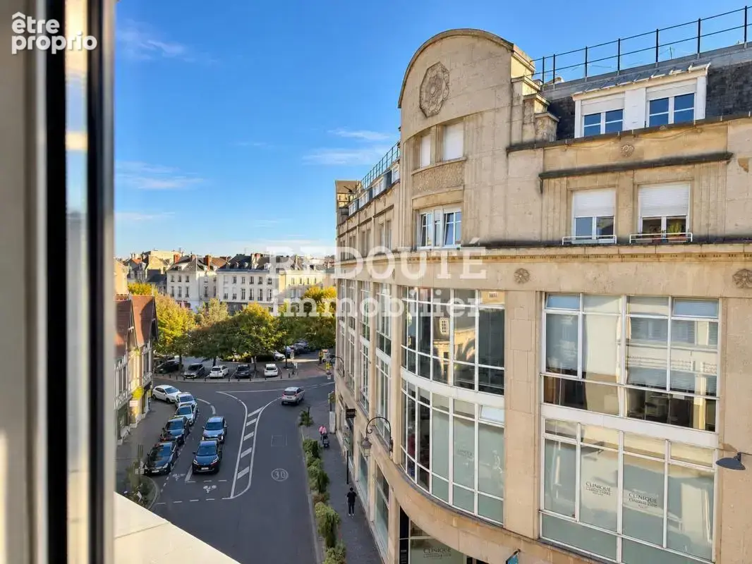 Reims – place du forum (proche boulingrin)  appartement t4 avec parking - photo 8