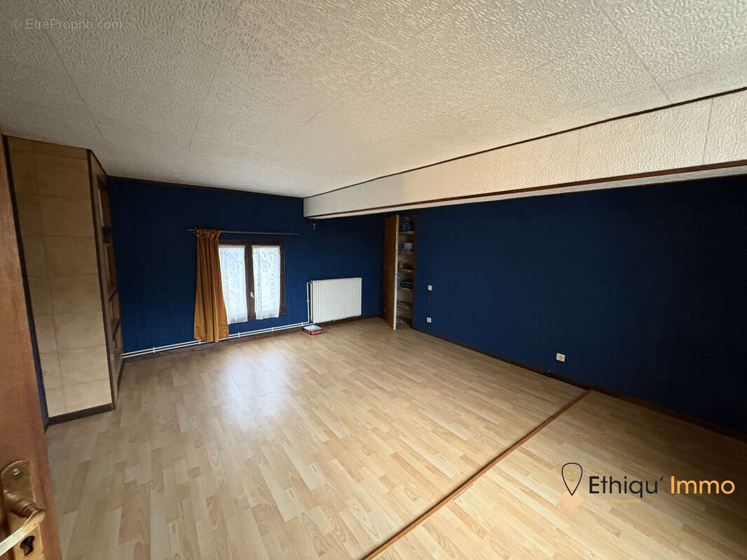 Maison 114 m² à Soulaines-Dhuys  - photo 8
