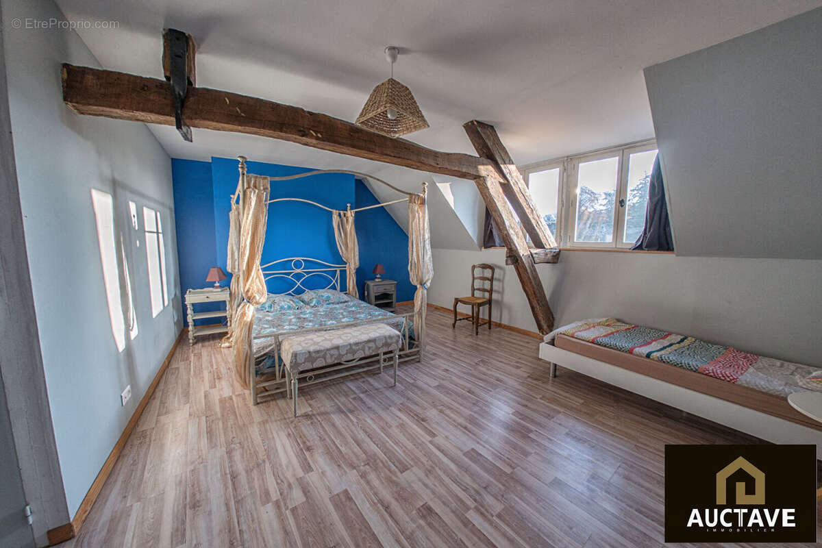 Appartement à FRESNAY-SUR-SARTHE