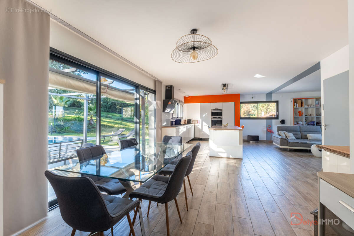 Maison contemporaine T5 avec piscine - photo 4