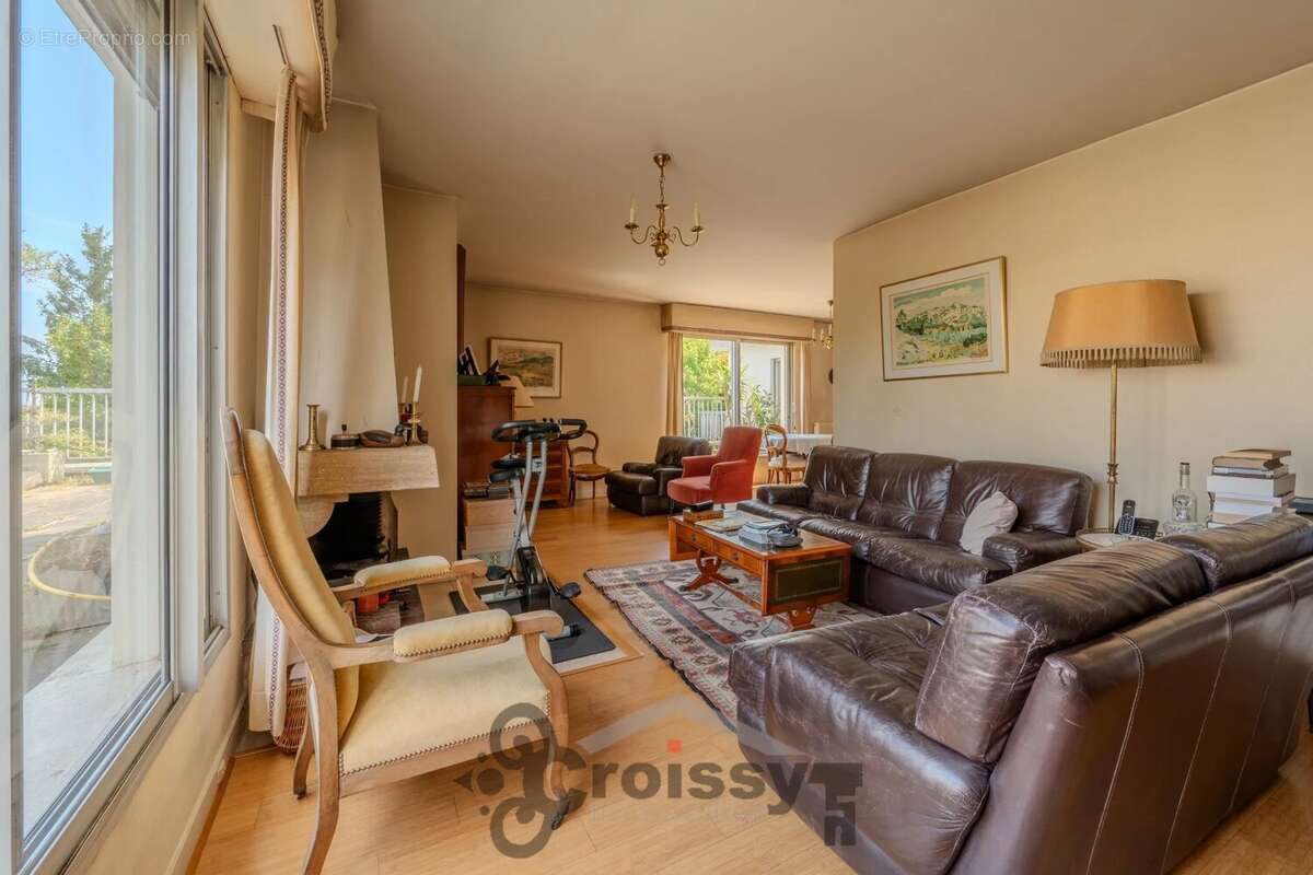 Appartement à BOUGIVAL