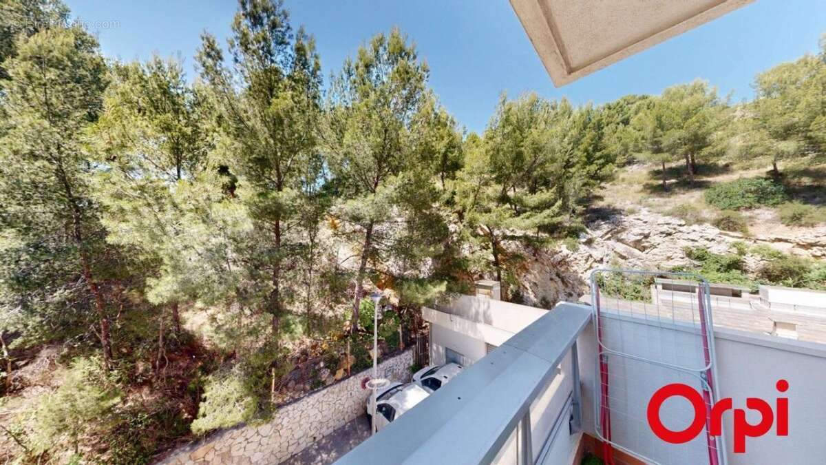 Appartement à MARSEILLE-8E