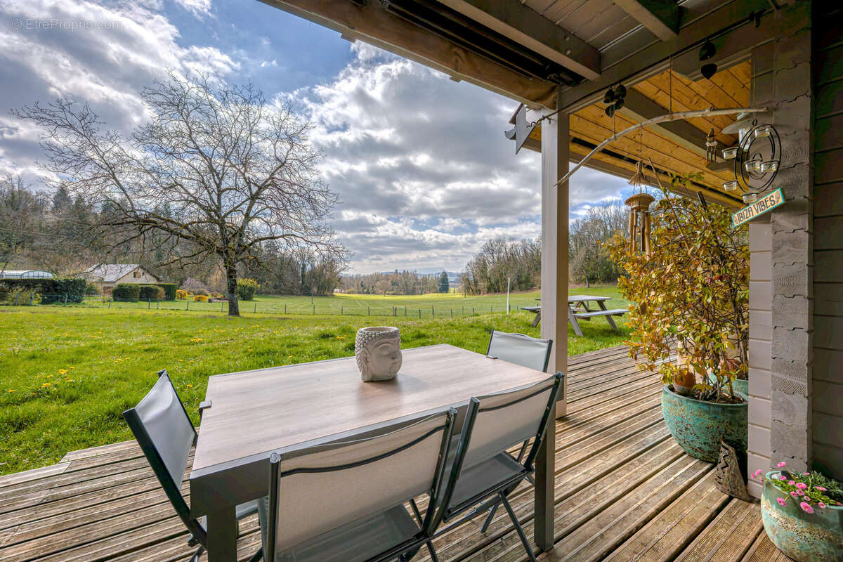 Maison à VIUZ-LA-CHIESAZ