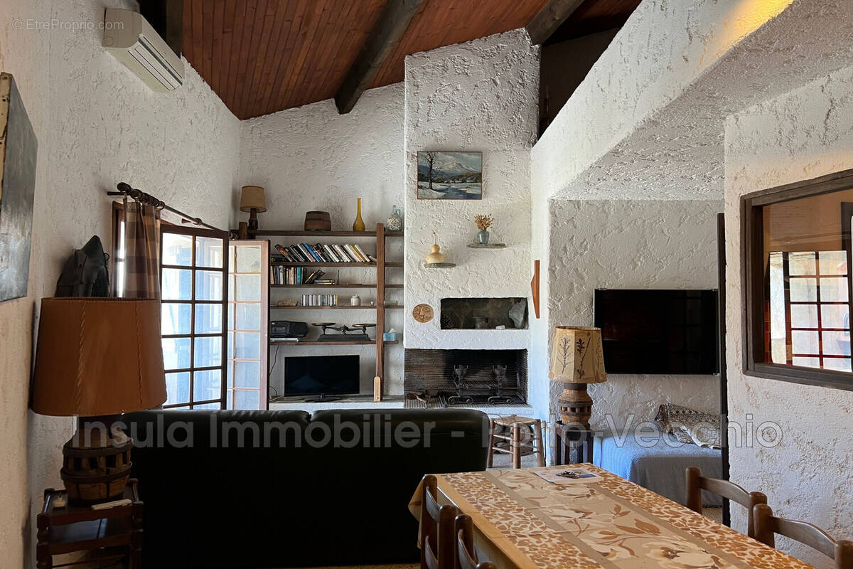 Appartement à LECCI