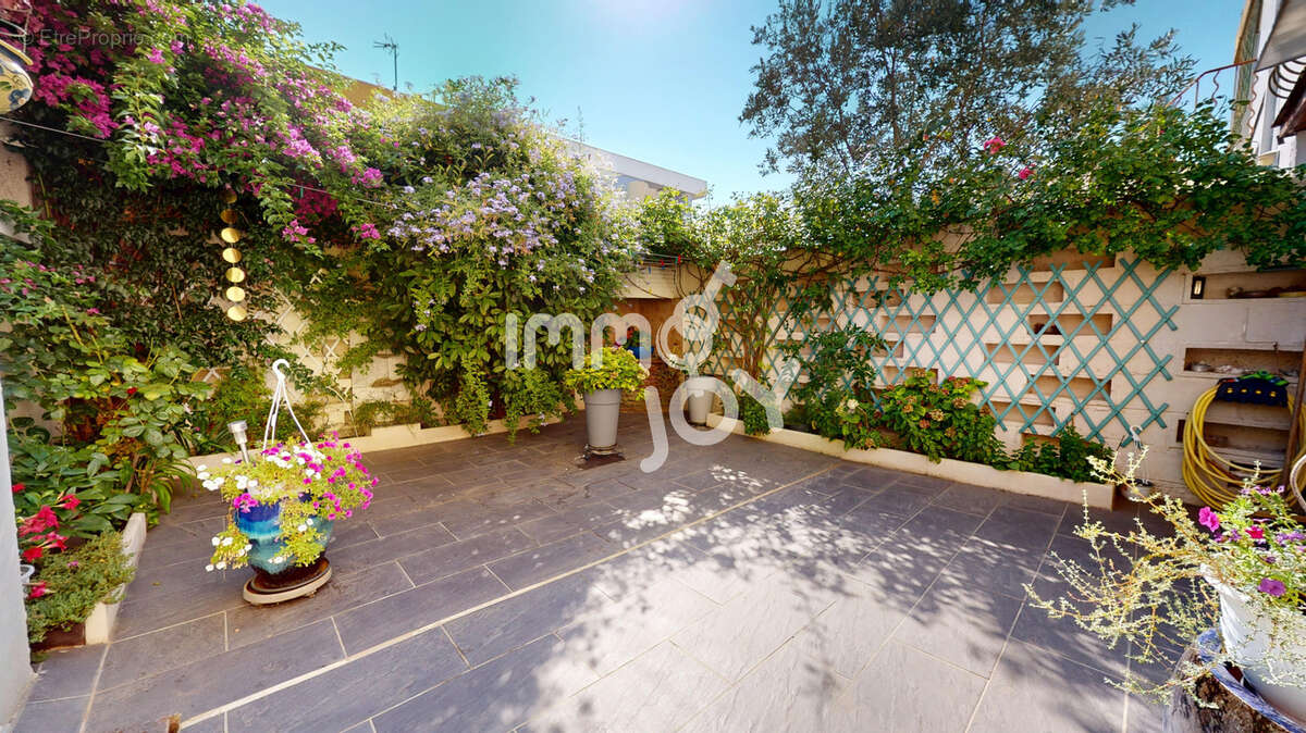 À béziers   quartier champ de mars   maison 109 m2   3 chambres   garage   patio sans vis-à-vis - photo 2