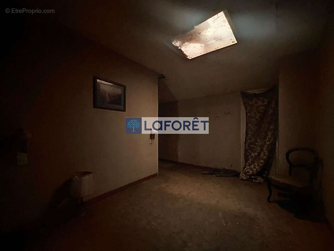 Maison à SUZANNECOURT