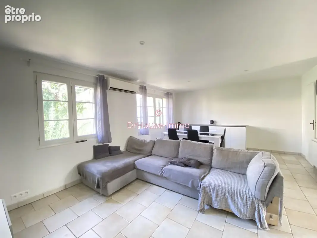 Appartement 4 pièces 70 m² à vendre à Peyrolles-En-Provence (13860) - photo 10