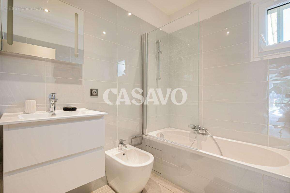 Maison à LE THOLONET