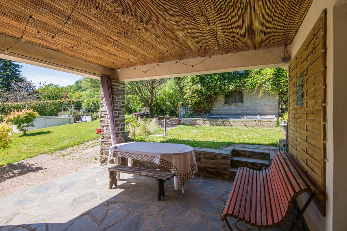 Maison de 160 m² avec studio locatif, 4 hectares de terrain - Saint Parthem - photo 6