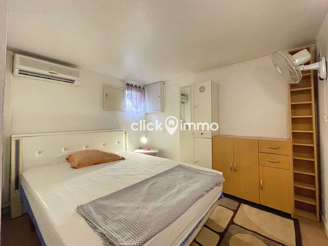 Maison à BAIE-MAHAULT