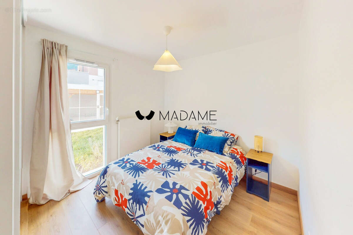 Appartement 83 m² à Claix  - photo 6