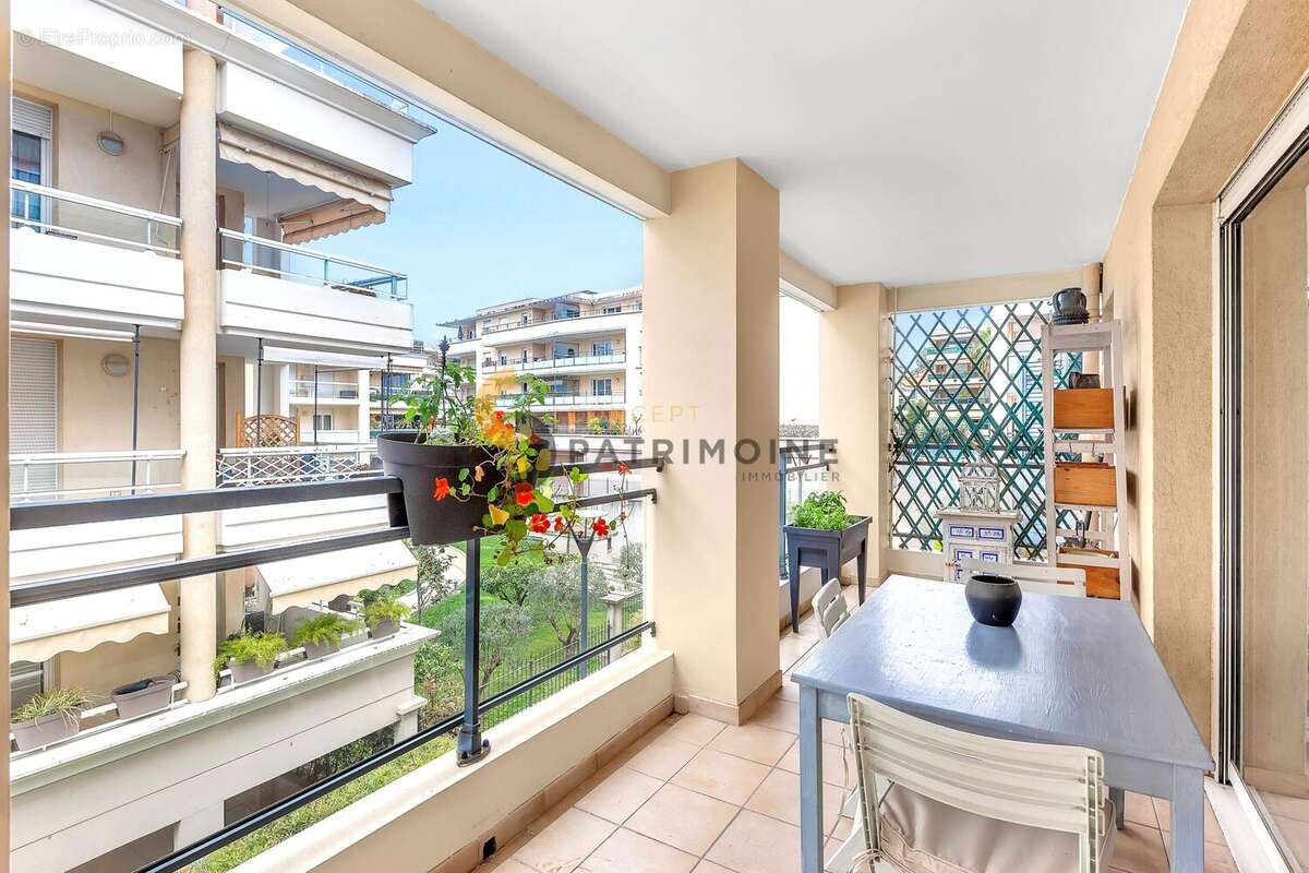 Appartement à CAGNES-SUR-MER