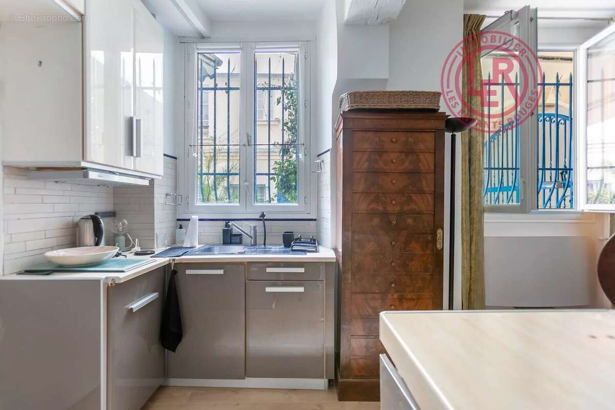 Appartement à PARIS-4E