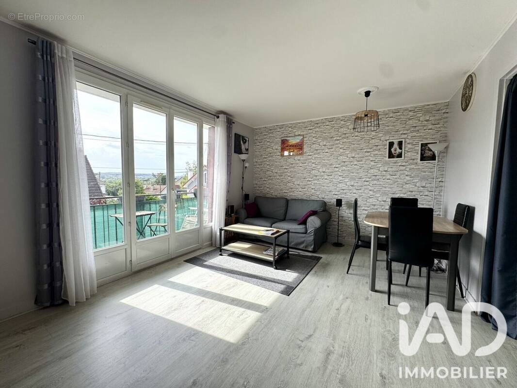 Photo 1 - Appartement à SAINT-MICHEL-SUR-ORGE
