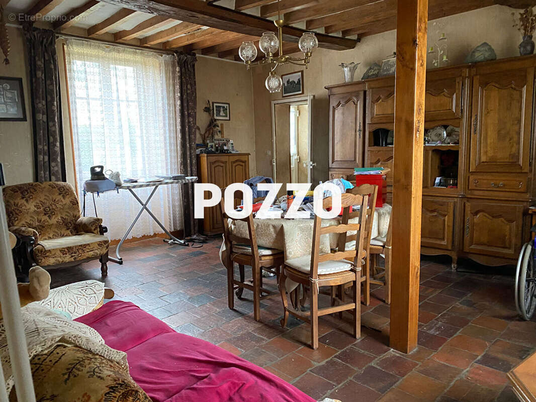 A Vendre Maison Ancienne à Planquery  (14)  avec des dépendances et  terrain de 13122 m² - photo 10