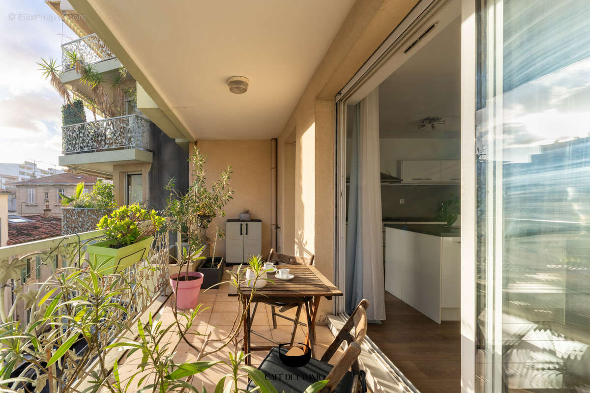 Appartement à MARSEILLE-8E