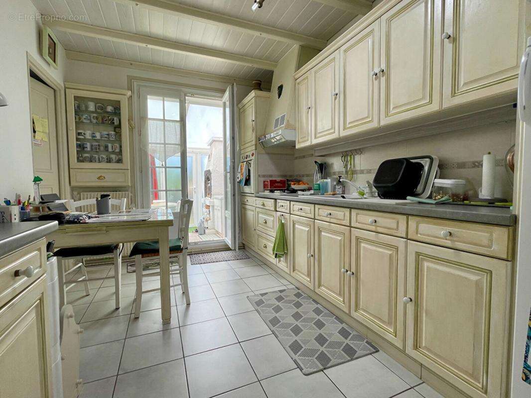 Maison Artigues Pres Bordeaux 4 pièce(s) 100 m2 - photo 8