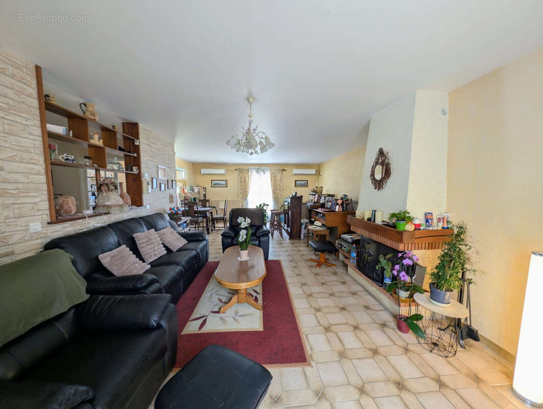Maison à LA FERTE-ALAIS