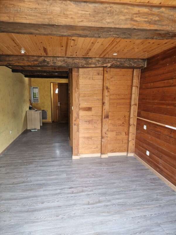 LOMBEZ Centre Immeuble 8 pièces de 280 m² - photo 16