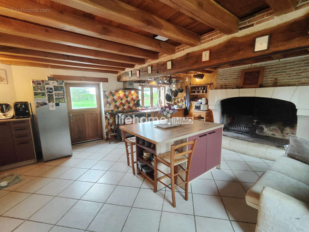 Maison à ARTHON