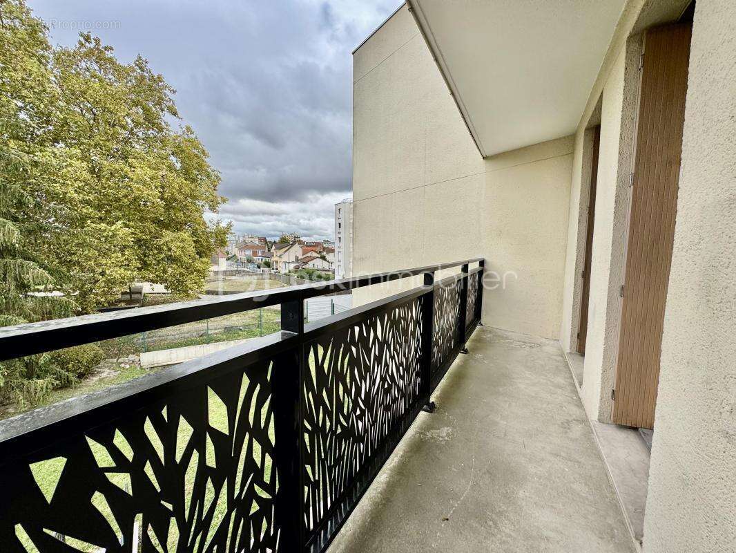 Appartement à LE BOURGET