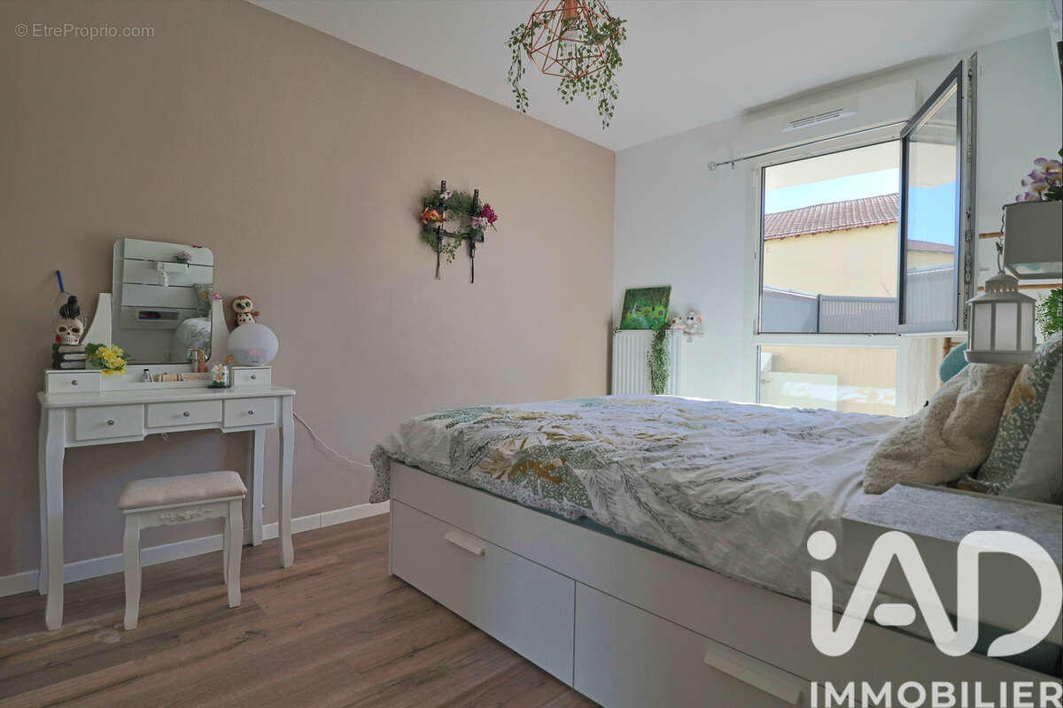 Photo 5 - Appartement à LA ROQUE-D'ANTHERON