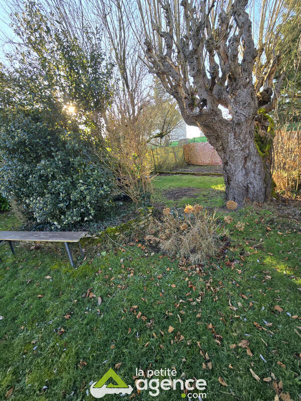 Maison à SAINT-AMAND-MONTROND