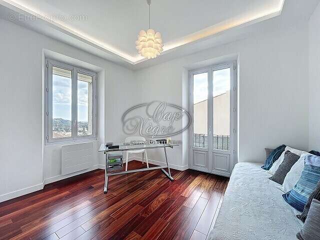 Appartement à BORMES-LES-MIMOSAS