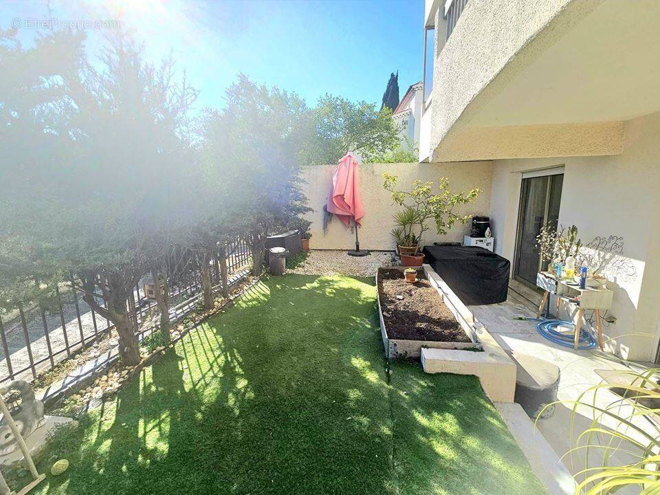 Appartement à MOUGINS