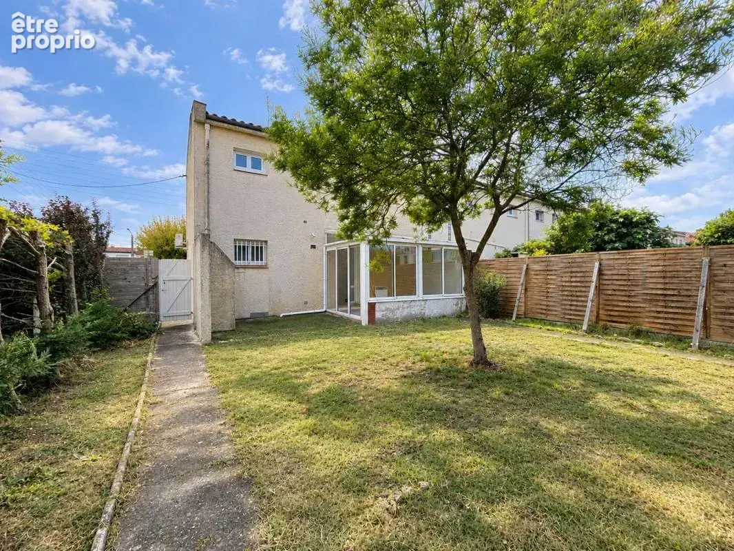 Maison À Vendre - photo 1