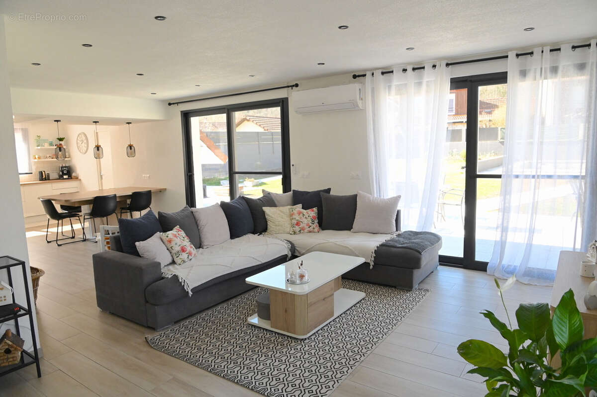 Maison à VUILLAFANS