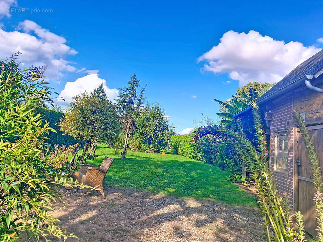 Maison à LES THILLIERS-EN-VEXIN