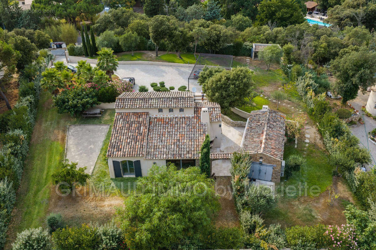 Maison à Plan-De-La-Tour  - photo 6