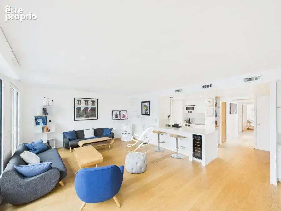 Appartement 86 m² à Paris-8e  - photo 3