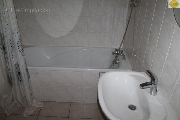 Maison à TOURNON-SAINT-MARTIN