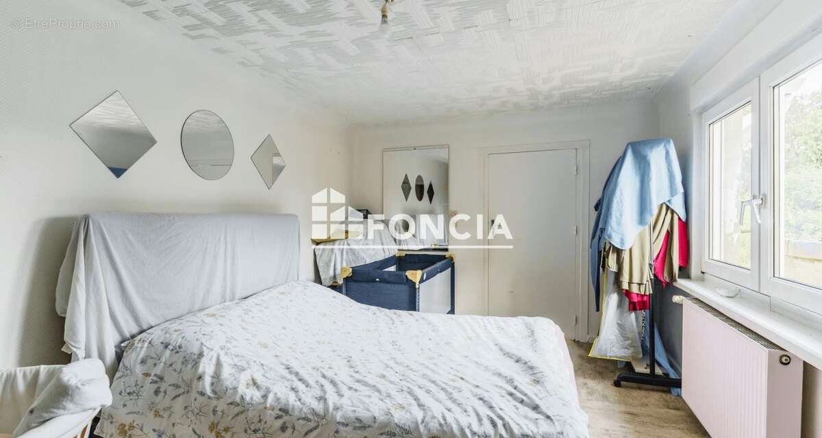 Maison à L&#039;HOPITAL