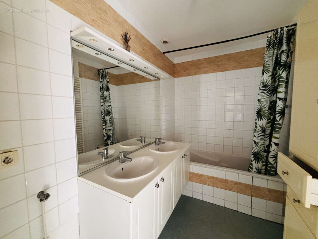 Appartement à NUITS-SAINT-GEORGES