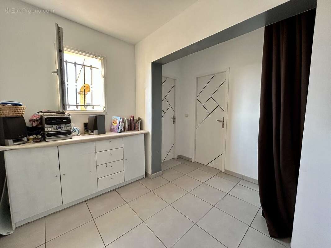 Maison à SAINT-GILLES