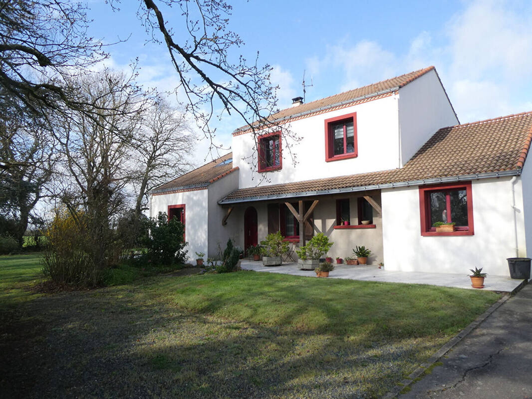 Maison à CHAUVE